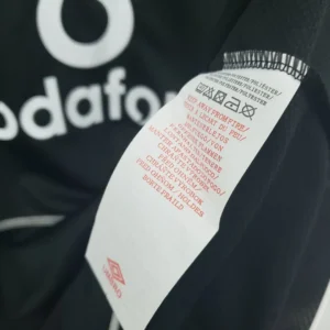 2000/2002 Manchester United Black Retro Jersey