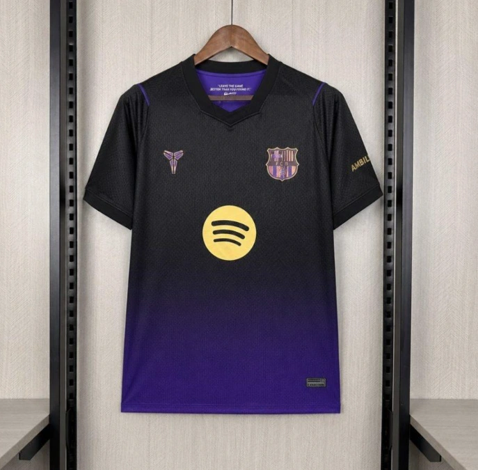 Barcelona segunda equipacion
