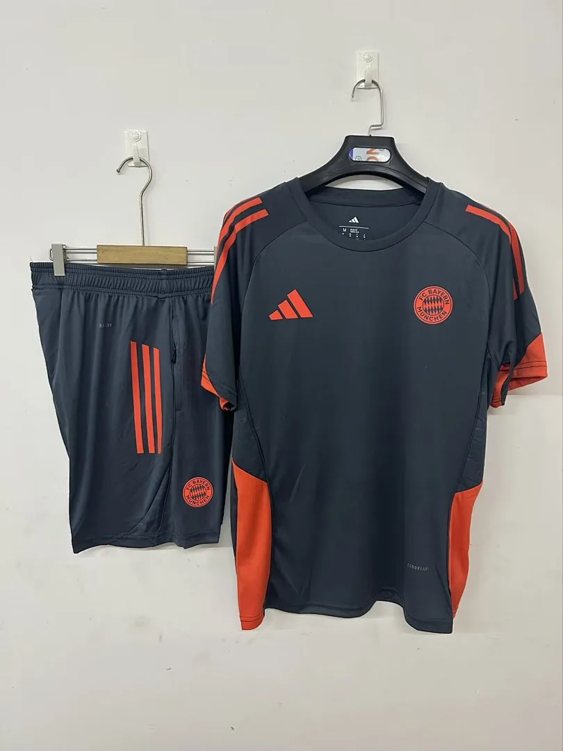 2025/2026 Bayern Munich training uniform black gray Jersey
