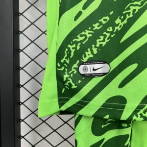 2025/2026 Sporting Lisbon Goalkeeper Green ︰ Jersey