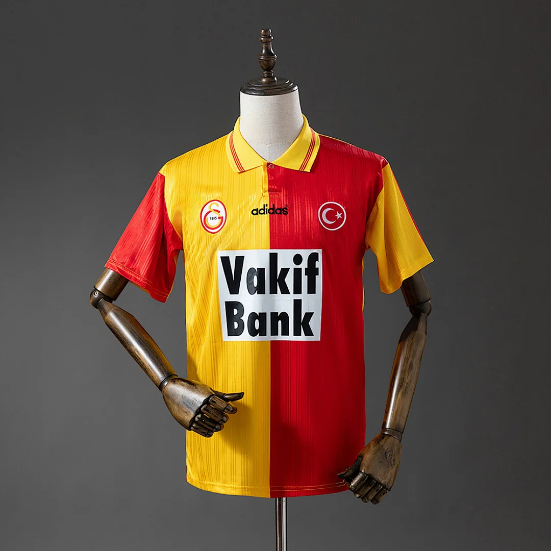 Galatasaray 1996/1997 Home Retro Jersey