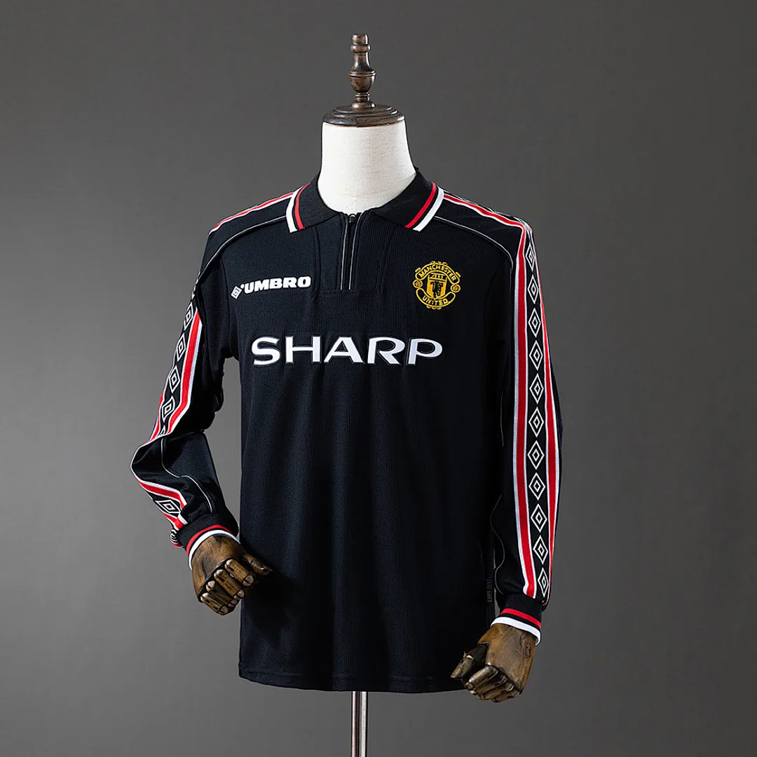 Manchester United 1998/99 Black Long Sleeve Retro Jersey