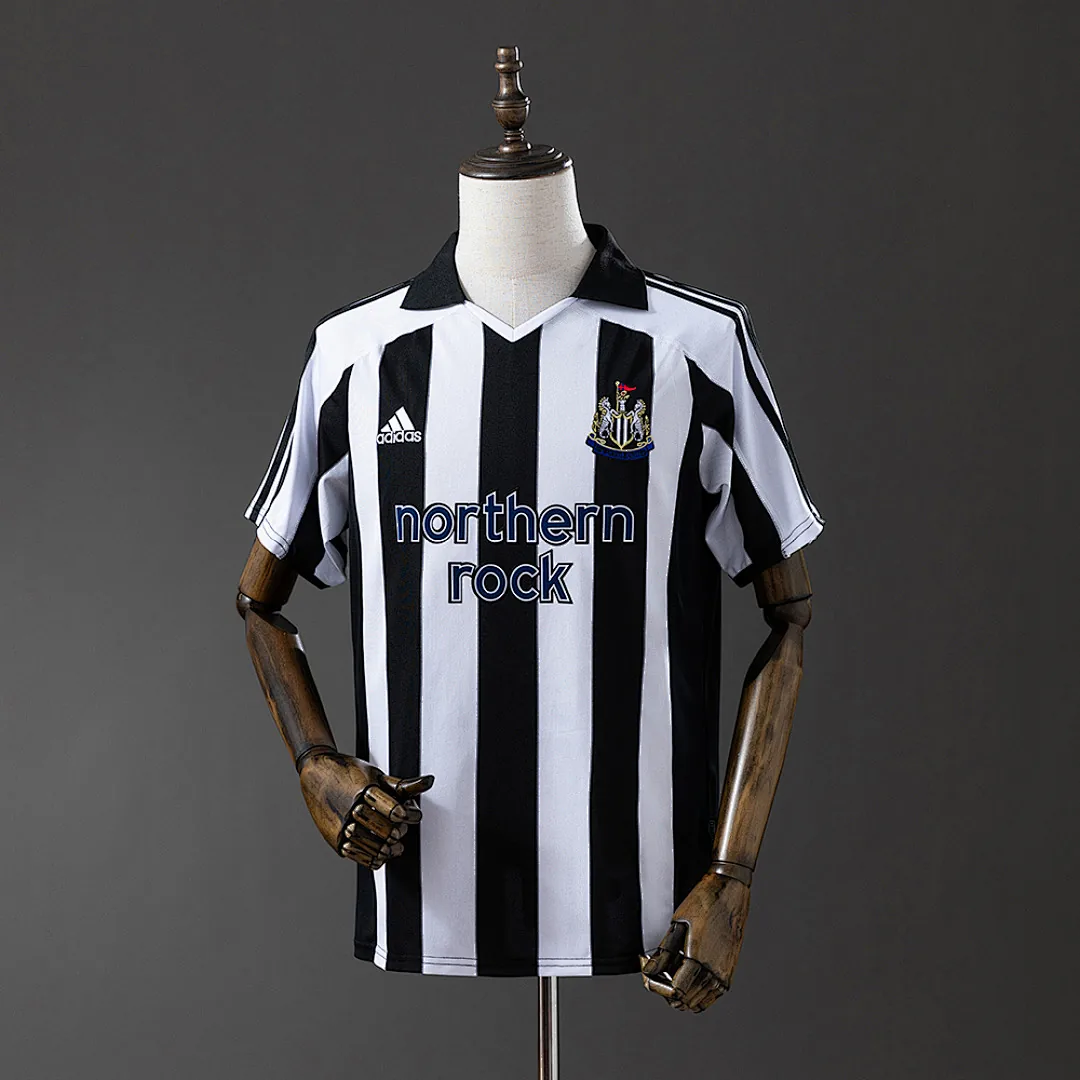 Newcastle United 2003/2005 Home Retro Jersey