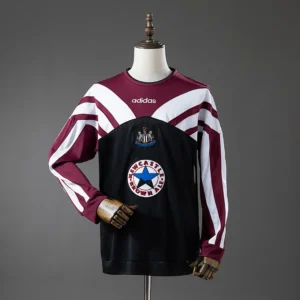 Newcastle United 1995/1996 Training Retro Long Sleeve Jersey