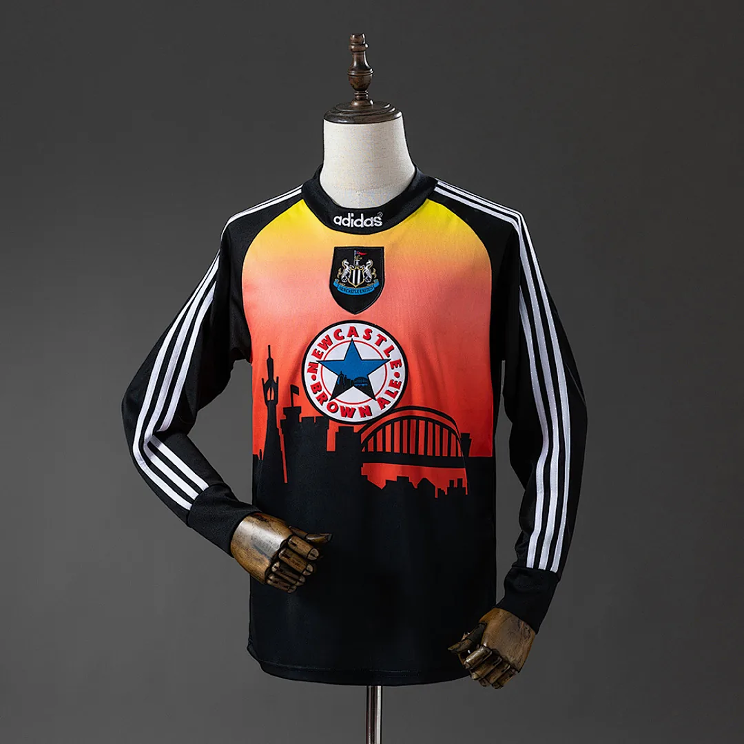 Newcastle United 1996/1997 Goalkeeper Long Sleeve Retro Jersey