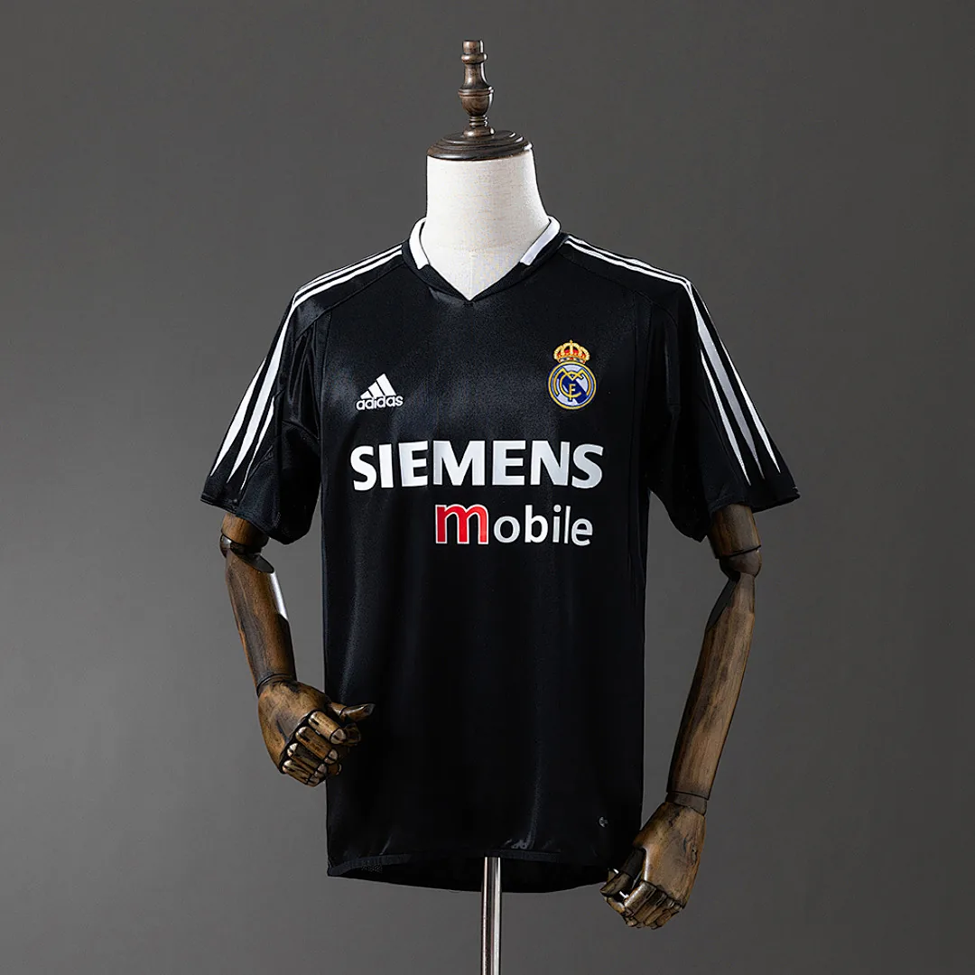 Real Madrid 2004/2005 Third Retro Jersey