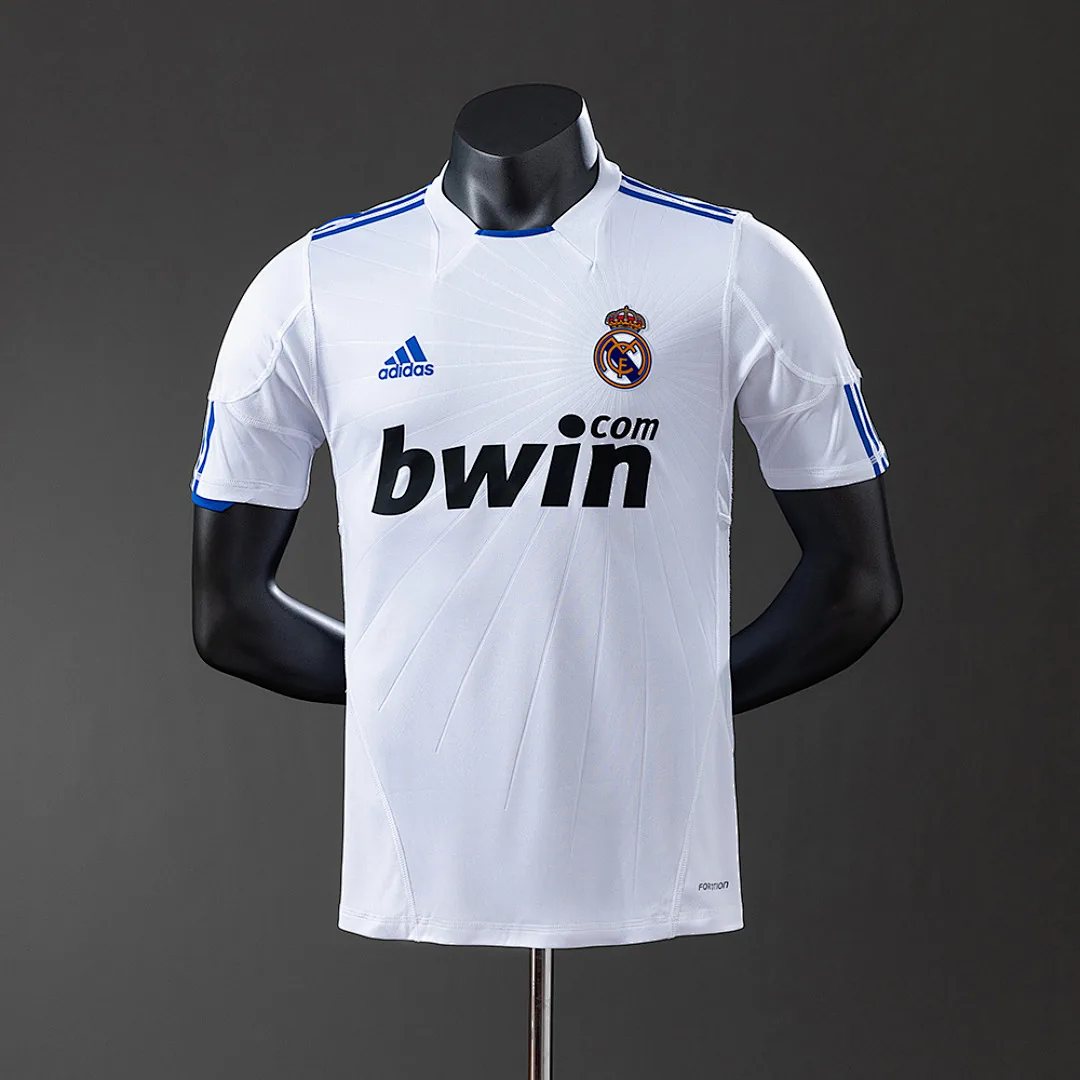 Real Madrid 2010/2011 Retro Jersey