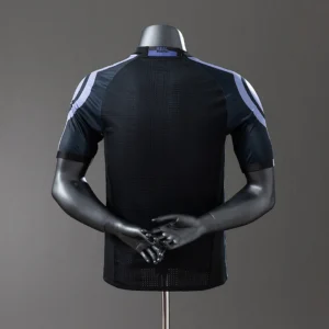 Real Madrid 2016/2017 Retro Jersey
