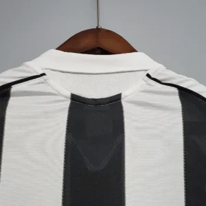 Retro 2005/2006 Newcastle United Home Jersey