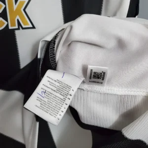 Retro 2005/2006 Newcastle United Home Jersey