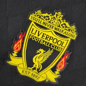 Retro 2010/2011 Liverpool Jersey