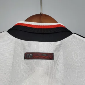 Retro 1997/1998 曼联 Away Jersey