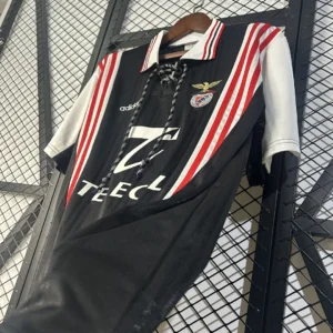 Retro 1997/1998 Benfica Jersey