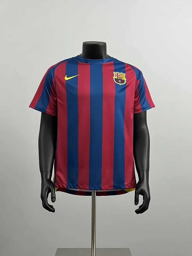 Retro Barcelona 2005/2006 Jersey