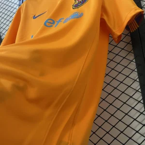 Retro Barcelona 2006/2007 Away Jersey