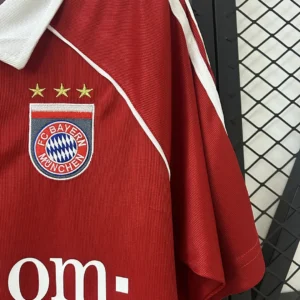 Retro Bayern 2005/2006 Home Jersey