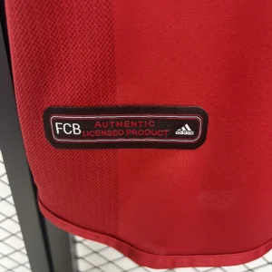 Retro Bayern Munich 2001/2002 Home Jersey