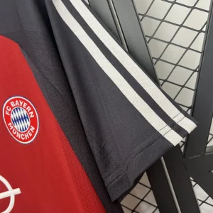 Retro Bayern Munich 2001/2002 Home Jersey