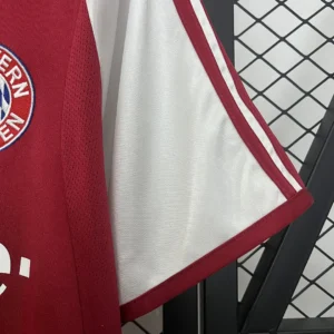 Retro Bayern Munich 2003/2004 Home Jersey