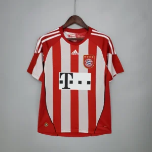Retro Bayern Munich 2010/2011 Home Jersey