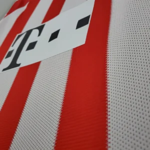 Retro Bayern Munich 2010/2011 Home Jersey