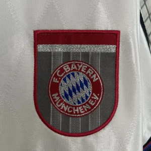 Retro Bayern Munich 1996/1998 Away Jersey