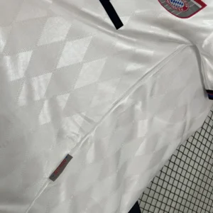 Retro Bayern Munich 1996/1998 Away Jersey