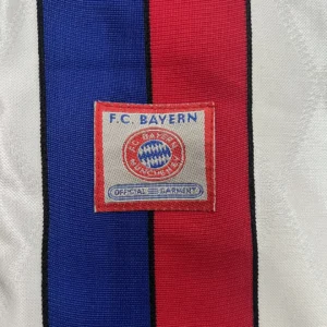 Retro Bayern Munich 1996/1998 Away Jersey