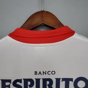 Retro Benfica 2004/2005 Away Jersey