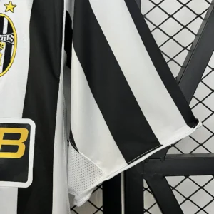 Retro Juventus 2003/2004 Jersey