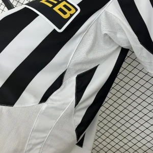 Retro Juventus 2003/2004 Jersey