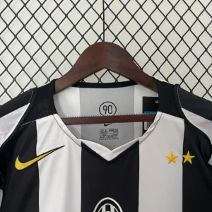 Retro Juventus 2004/2005 Jersey