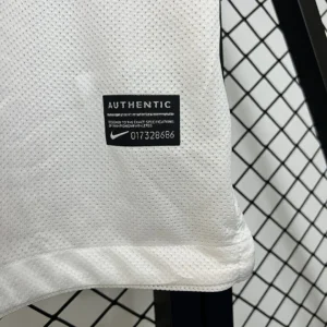 Retro Juventus 2010/2011 Away Jersey