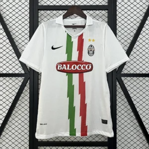 Retro Juventus 2010/2011 Away Jersey