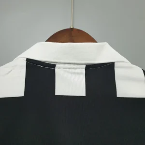 Retro Juventus 1999-2000 Home Jersey