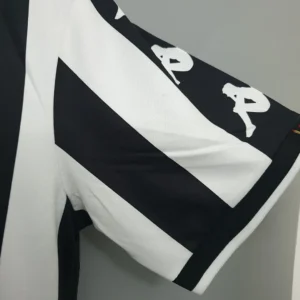 Retro Juventus 1999-2000 Home Jersey