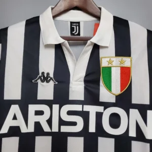 Retro Juventus 1984/1985 Home Jersey