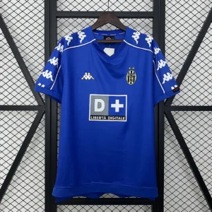 Retro Juventus 1999/2000 Away Jersey