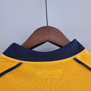 Retro Liverpool 2000/2001 Away Jersey