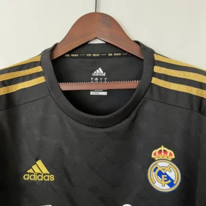 Retro Long Sleeve Real Madrid 2011/2012 Jersey