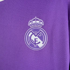 Retro Long Sleeve Real Madrid 2016/2017 Jersey