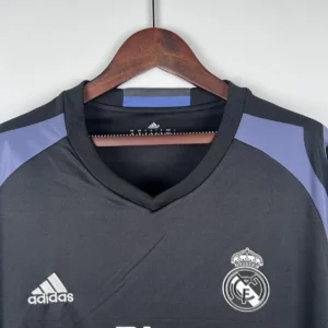 Retro Long Sleeve Real Madrid 2016/2017 Jersey