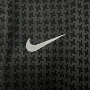 Retro Manchester United 2003/2005 Away Jersey