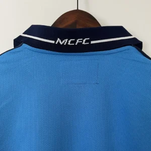 Retro Manchester City 2001/2002 Home Jersey