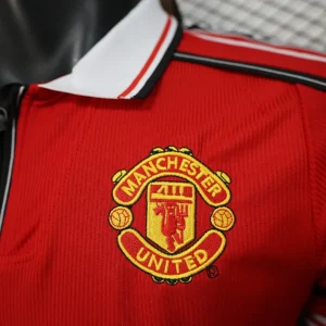 Retro Player Manchester United 1998/1999 Home Jersey