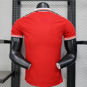 Retro Player Manchester United 1998/1999 Home Jersey