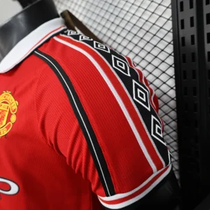 Retro Player Manchester United 1998/1999 Home Jersey