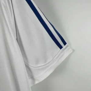 Retro Real Madrid 2001/2002 Jersey