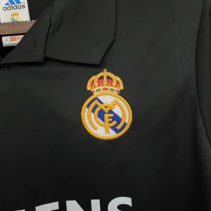 Retro Real Madrid 2002/2003 Jersey