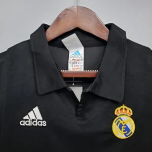 Retro Real Madrid 2002/2003 Champions League Jersey